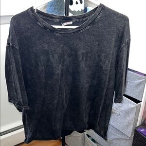 Like new Washed Black Cropped Women's New York Tee